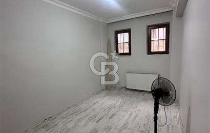 Beyoğlu Galata’da kullanışlı satılık 2 + 1 daire