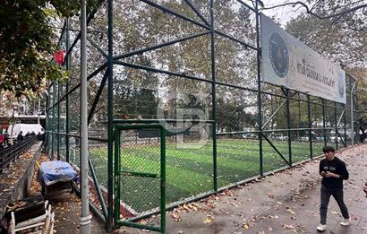 Beyoğlu Galata’da kullanışlı satılık 2 + 1 daire