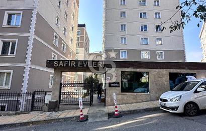 Ataşehir Safir evleri Sitesi‘nde geniş 3 + 1 kiralık daire
