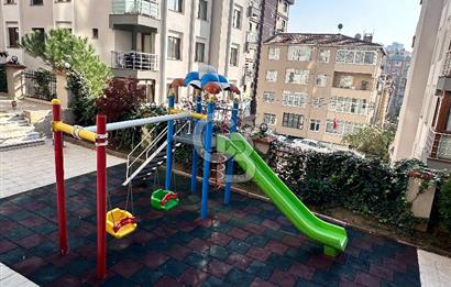 Ataşehir Safir evleri Sitesi‘nde geniş 3 + 1 kiralık daire