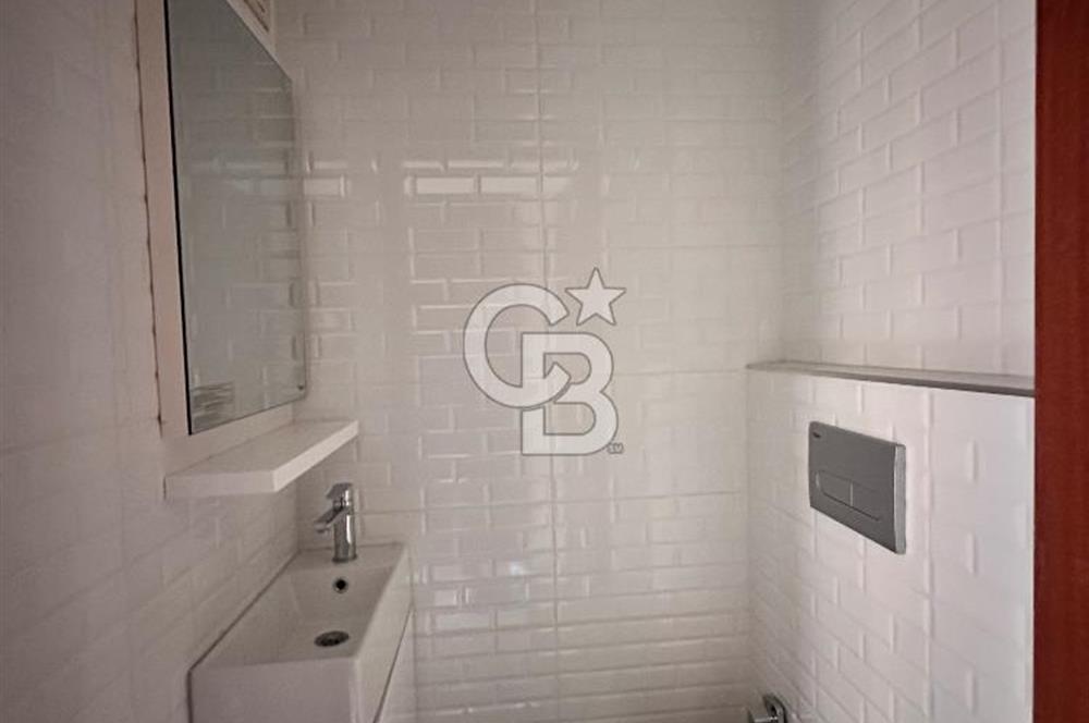 Ataşehir Safir evleri Sitesi‘nde geniş 3 + 1 kiralık daire