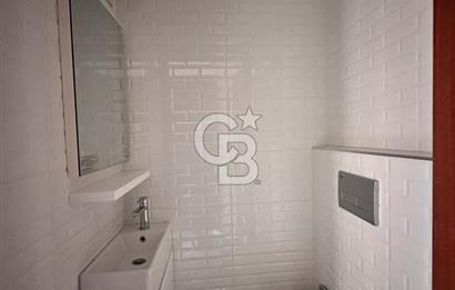 Ataşehir Safir evleri Sitesi‘nde geniş 3 + 1 kiralık daire