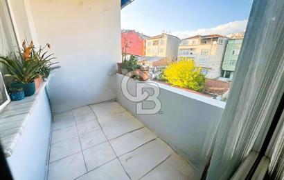Cadde Üzeri, Geniş, Merkezi Konumda, 2 Balkonlu Kiralık Daire
