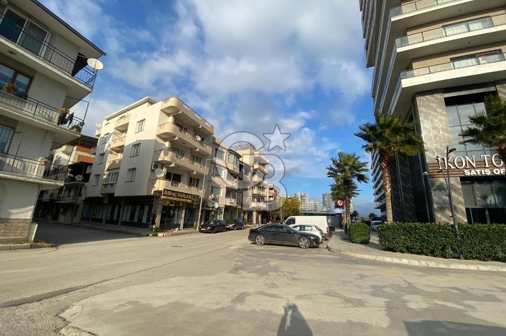 BORNOVA YEŞİLOVA SATILIK DÜKKAN