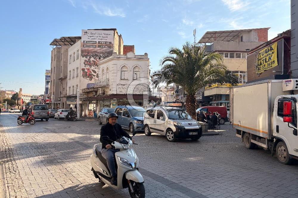 MUSELAND- TURGUTLU FAYTON PAZARINDA SATILIK DÜKKANLAR VE EVLER