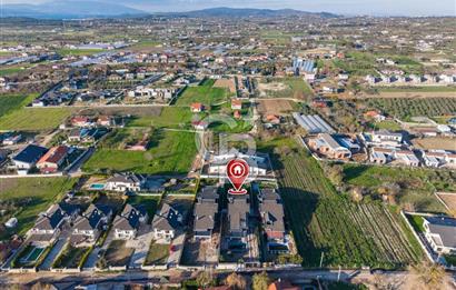 URLA KUŞÇULAR SATILIK MÜSTAKİL VİLLA 