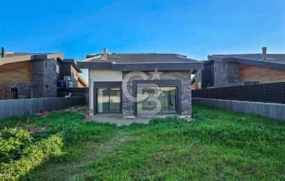 URLA KUŞÇULAR SATILIK MÜSTAKİL VİLLA 