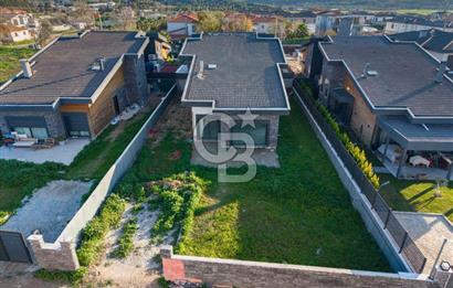 URLA KUŞÇULAR SATILIK MÜSTAKİL VİLLA 