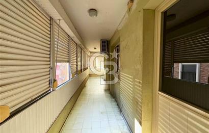 Karşıyaka Atakent'te Aydınlık Ve Ferah Kiralık 3+1 Daire