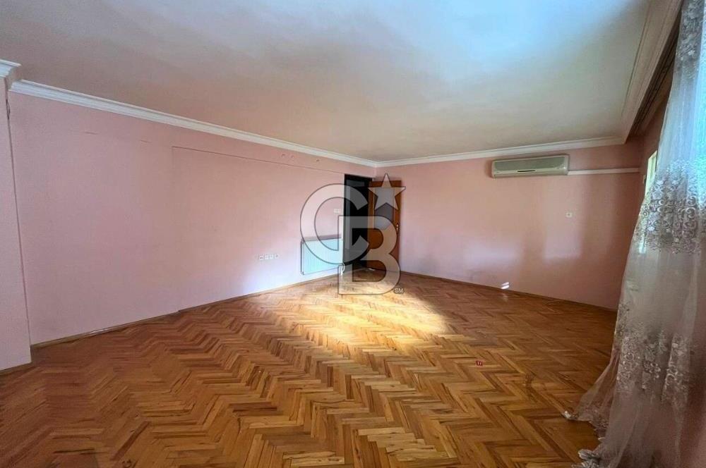 Karşıyaka Atakent'te Aydınlık Ve Ferah Kiralık 3+1 Daire