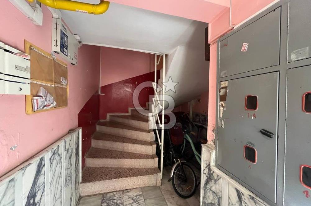 Karşıyaka Atakent'te Aydınlık Ve Ferah Kiralık 3+1 Daire