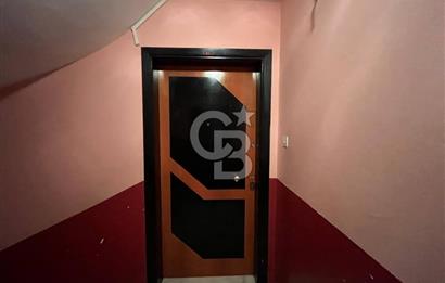 Karşıyaka Atakent'te Aydınlık Ve Ferah Kiralık 3+1 Daire