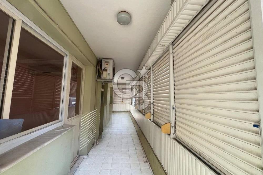 Karşıyaka Atakent'te Aydınlık Ve Ferah Kiralık 3+1 Daire