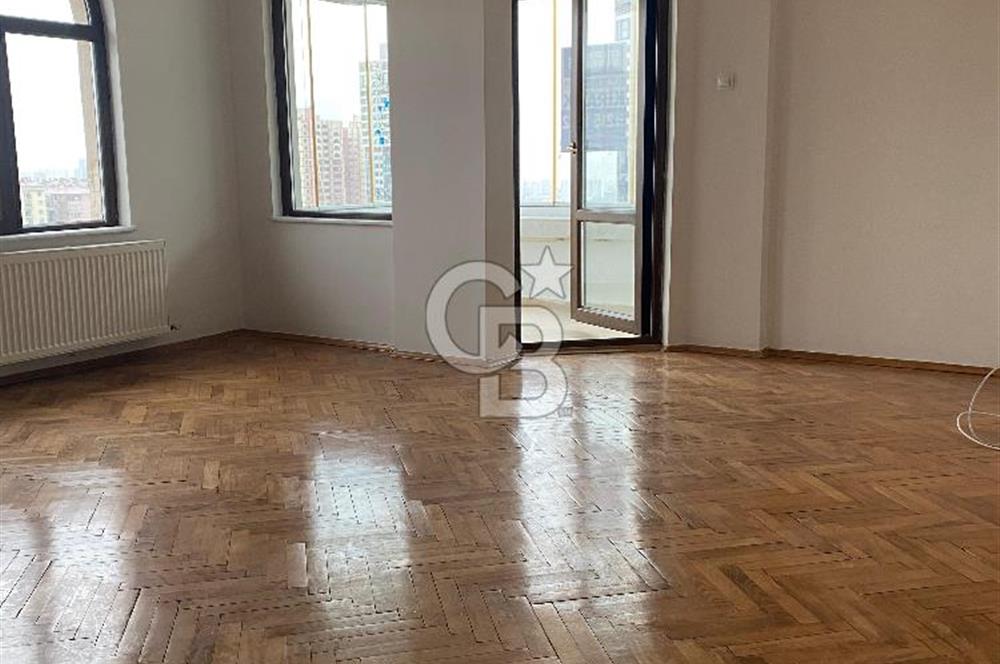 Ayrancı Reşat Nuri Sokak'ta Vadi Manzaralı 3+1 Kiralık Daire