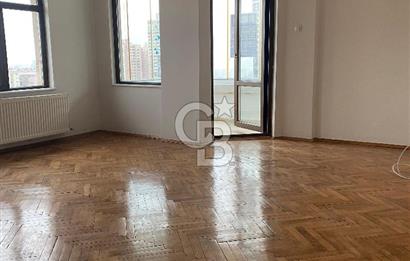 Ayrancı Reşat Nuri Sokak'ta Vadi Manzaralı 3+1 Kiralık Daire