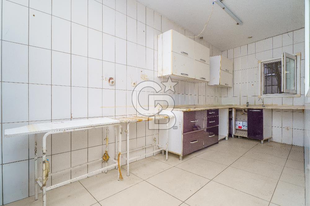 ÜSKÜDAR YAVUZTÜRK'TE 1200M EMSALSİZ KİRALIK PLAZA