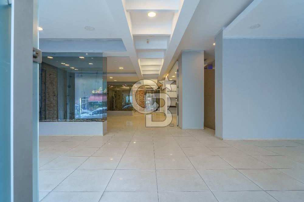 ÜSKÜDAR YAVUZTÜRK'TE 1200M EMSALSİZ KİRALIK PLAZA