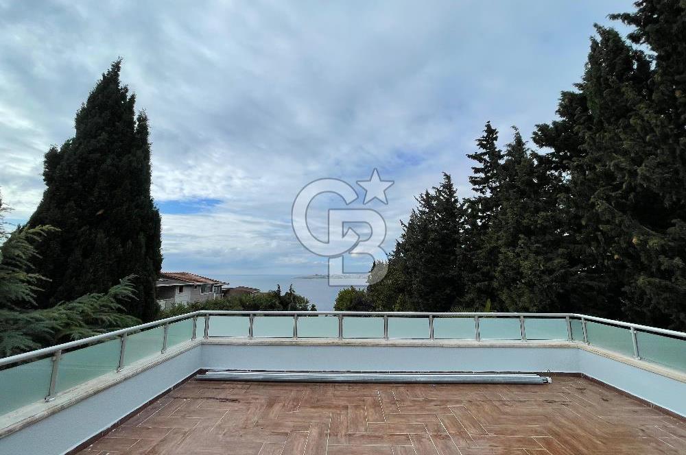 GÜRPINAR'DA VİLLA TADINDA PANORAMİK DENİZ MANZARALI KİRALIK 3+1