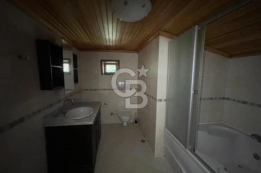 GÜRPINAR'DA VİLLA TADINDA PANORAMİK DENİZ MANZARALI KİRALIK 3+1