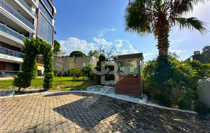 KUŞADASI MARİNA SATILIK 2+1 HAVUZLU DEV BALKONLU MÜSTAKİL TADINDA