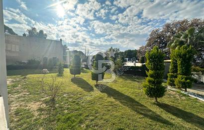 KUŞADASI MARİNA SATILIK 2+1 HAVUZLU DEV BALKONLU MÜSTAKİL TADINDA