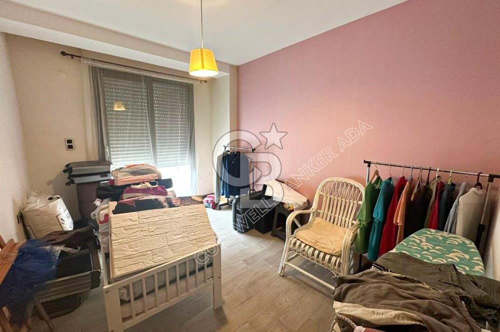 KUŞADASI MARİNA SATILIK 2+1 HAVUZLU DEV BALKONLU MÜSTAKİL TADINDA