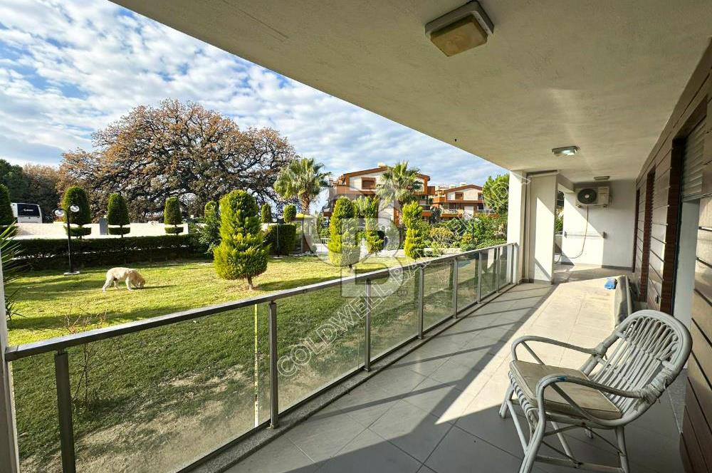 KUŞADASI MARİNA SATILIK 2+1 HAVUZLU DEV BALKONLU MÜSTAKİL TADINDA