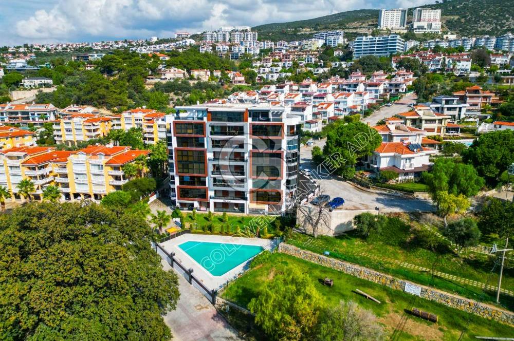 KUŞADASI MARİNA SATILIK 2+1 HAVUZLU DEV BALKONLU MÜSTAKİL TADINDA