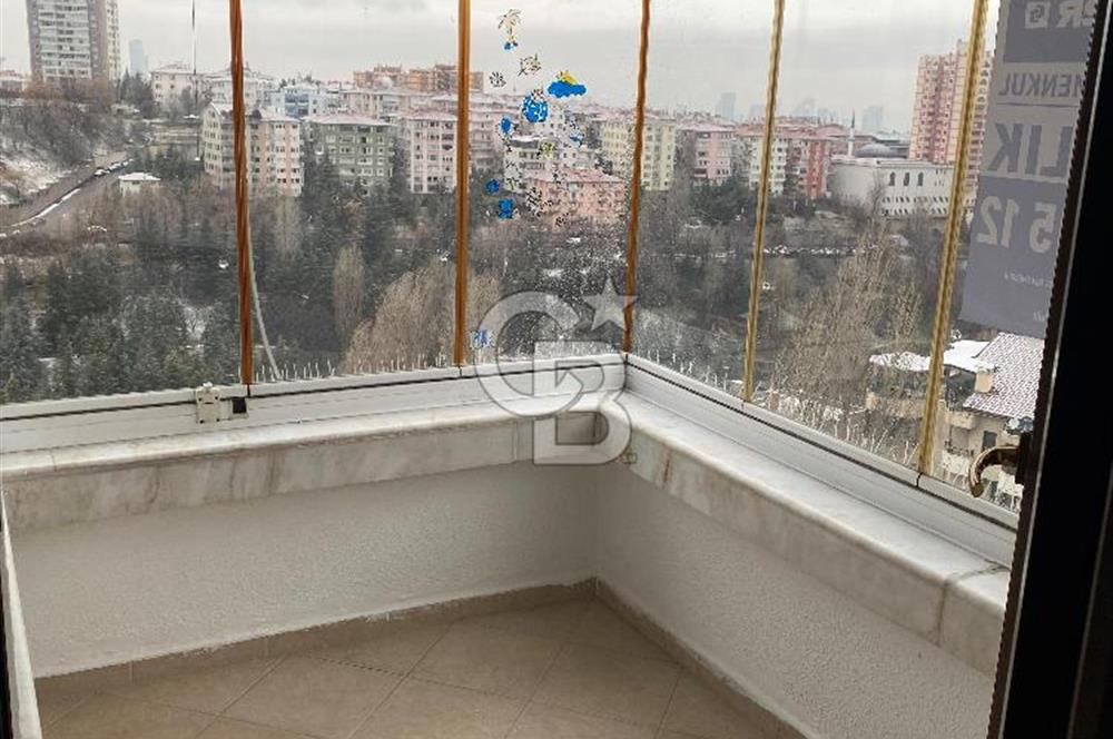 Ayrancı Reşat Nuri Sokak'ta Vadi Manzaralı 3+1 Kiralık Daire