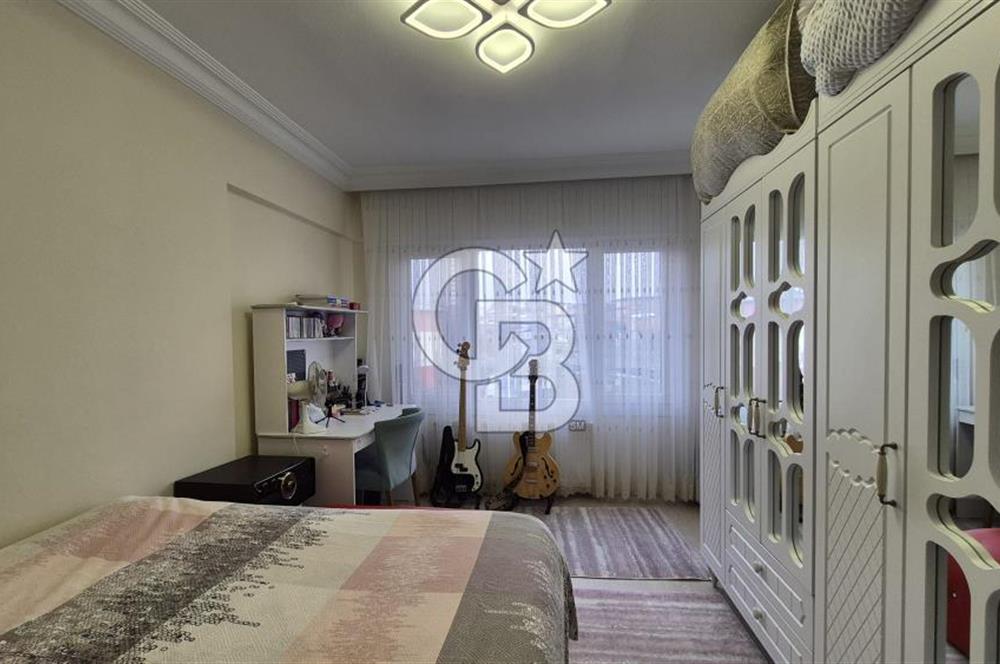 Ümraniye Aşağı Dudullu Yeşil Konaklar Sitesi Satılık 3+1 Daire