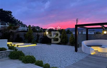 FETHİYE ÜZÜMLÜ'DE SATILIK MÜSTAKİL TAPULU DUBAİ TARZI LÜKS VİLLA