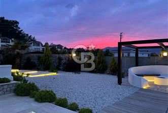 FETHİYE ÜZÜMLÜ'DE SATILIK MÜSTAKİL TAPULU DUBAİ TARZI LÜKS VİLLA - 1 - 325386