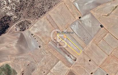 EMİRDAĞ ÜMRANİYE DE 2412 M2 ARSA