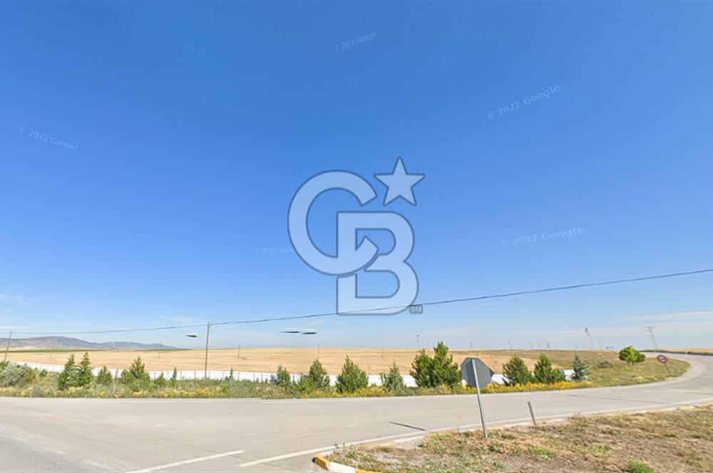 EMİRDAĞ ÜMRANİYE DE 2412 M2 ARSA