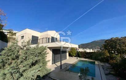 ORTAKENT’TE  SATILIK TAM MÜSTAKİL HAVUZLU VİLLA