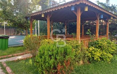 Ümraniye Aşağı Dudullu Yeşil Konaklar Sitesi Satılık 3+1 Daire