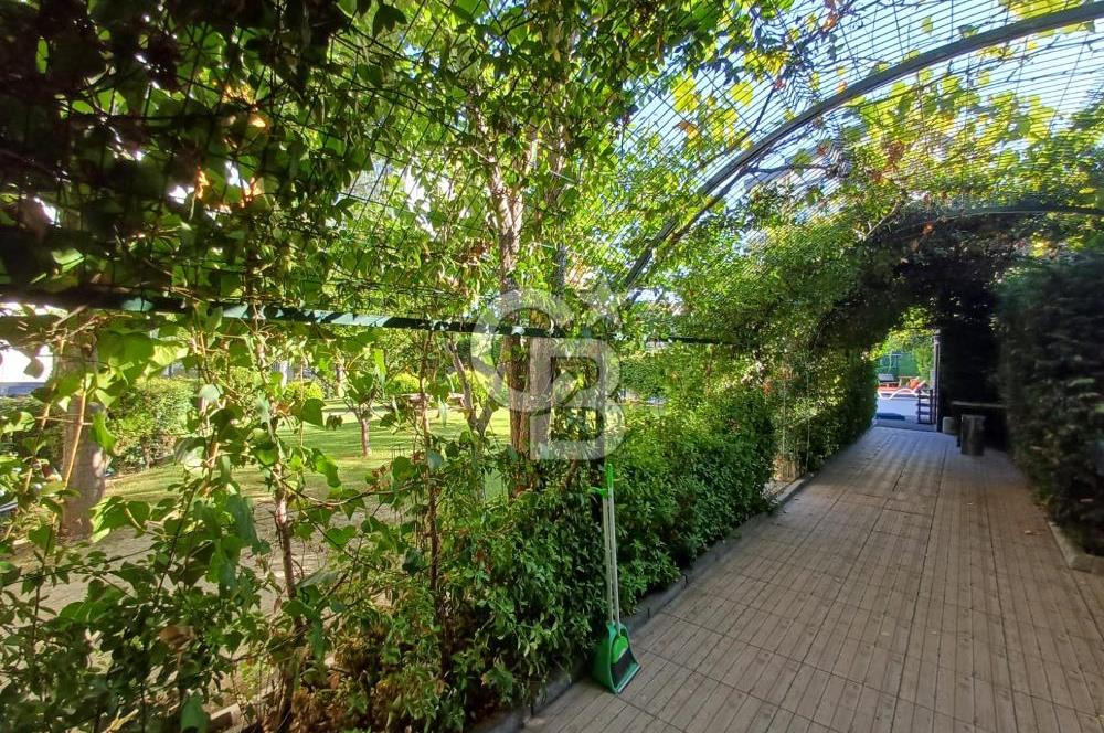 Ümraniye Aşağı Dudullu Yeşil Konaklar Sitesi Satılık 3+1 Daire