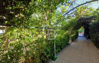 Ümraniye Aşağı Dudullu Yeşil Konaklar Sitesi Satılık 3+1 Daire