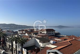 Ayvalık Merkezde 107m2 Deniz Manzaralı Masrafsız Daire - 1 - 325364