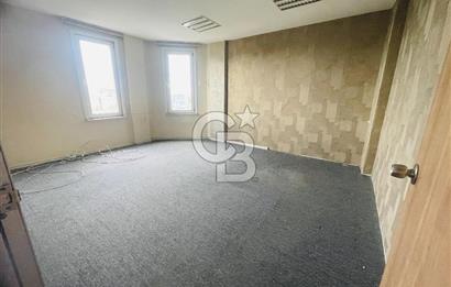 Bostancı Metro da Tabela Değeri Yüksek Kiralık 400 m2 Ofis Katı