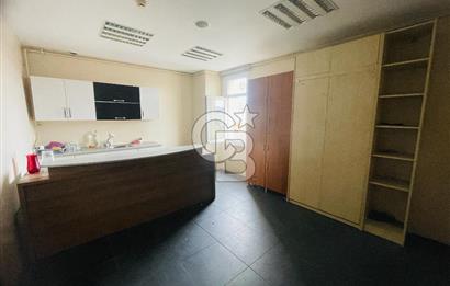 Bostancı Metro da Tabela Değeri Yüksek Kiralık 400 m2 Ofis Katı