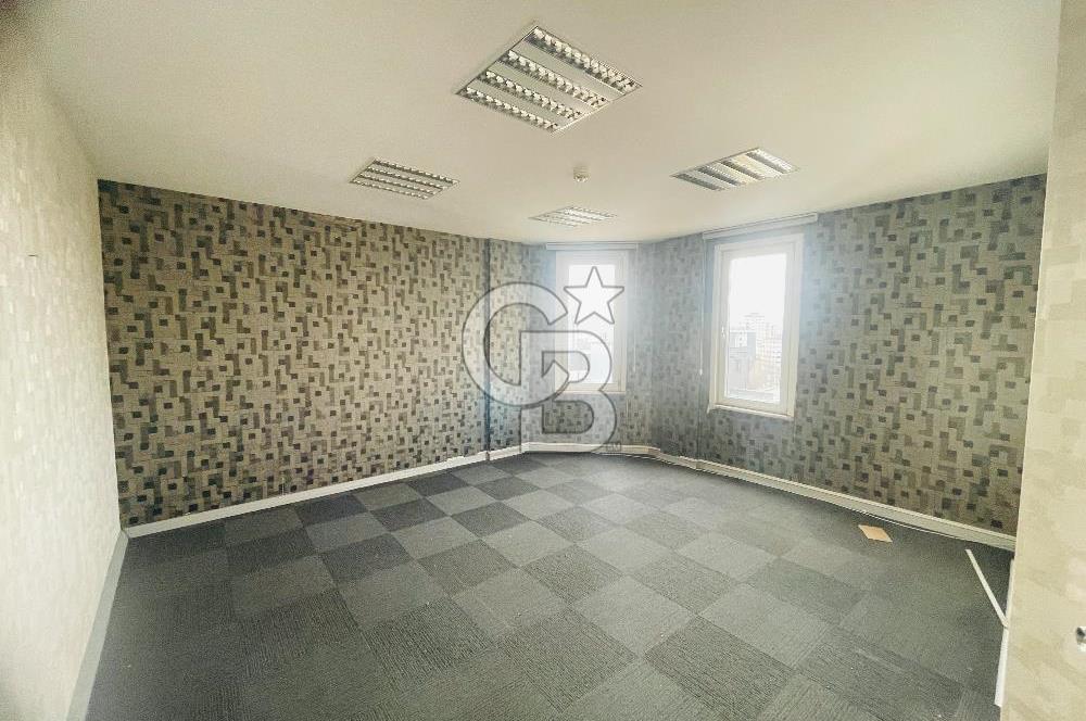 Bostancı Metro da Tabela Değeri Yüksek Kiralık 400 m2 Ofis Katı