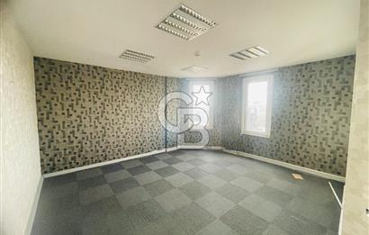 Bostancı Metro da Tabela Değeri Yüksek Kiralık 400 m2 Ofis Katı