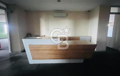 Bostancı Metro da Tabela Değeri Yüksek Kiralık 400 m2 Ofis Katı