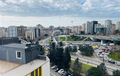 Bostancı Metro da Tabela Değeri Yüksek Kiralık 400 m2 Ofis Katı