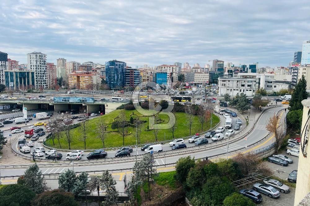 Bostancı Metro da Tabela Değeri Yüksek Kiralık 400 m2 Ofis Katı