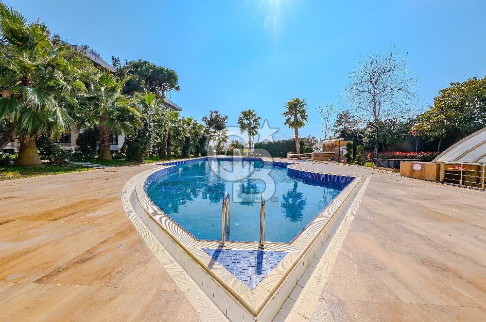 Suadiye Teknik Yapı Sahil Sitesi'nde Lüks Eşyalı Kiralık Daire