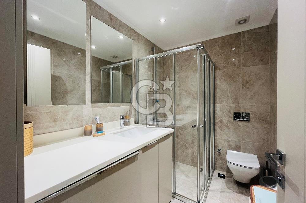 Suadiye Teknik Yapı Sahil Sitesi'nde Lüks Eşyalı Kiralık Daire