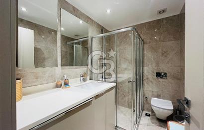 Suadiye Teknik Yapı Sahil Sitesi'nde Lüks Eşyalı Kiralık Daire