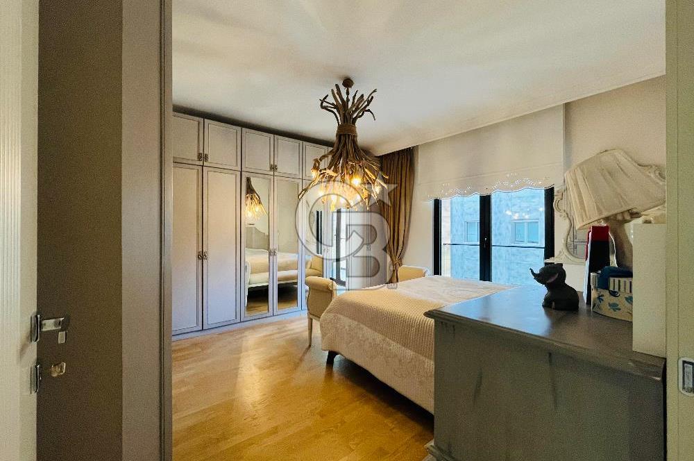 Suadiye Teknik Yapı Sahil Sitesi'nde Lüks Eşyalı Kiralık Daire